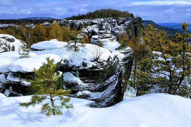 Terezin & Bohemian Switzerland from Prague: Bastei, Narnia & Café - The minivan ride, pickup time, and what the small group really gives you