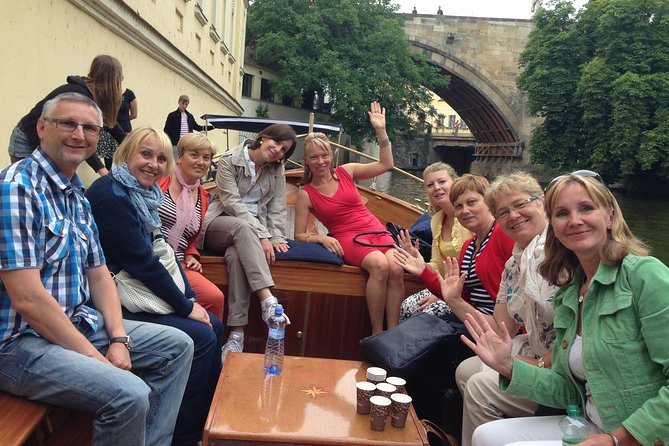 The Best of - private tour with PERSONAL PRAGUE GUIDE - Prague Castle and Mala Strana, where the city’s power starts