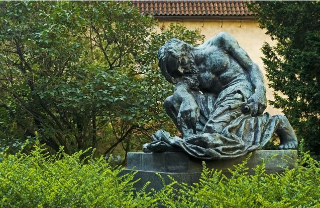 The essentials of Prague - Malá Strana: A Different Mood, Same Big Answers
