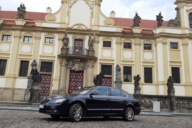 Transfer from Prague Hotel to Airport Prague - Key points before you book