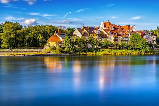 Transfer from Prague to Munich: Private with a 2 Hour Stop - Price and value: what $330.44 per person is really buying