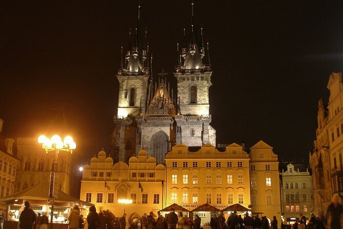 Ultimate Prague Private Walking Tour - Prague Castle and St. Vitus, Built for Skimming With Context