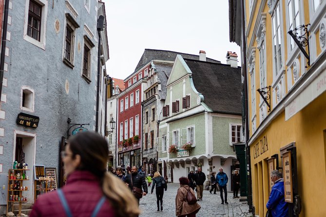 UNESCO Cesky Krumlov from Prague with Guided Tour and Transfer - First big stop, Český Krumlov Castle in 45 minutes
