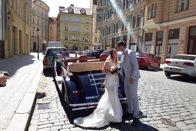 Vintage Cars Prague - Sightseeing Tour 90min / 1-6 pers. - “Decorative synagogue” and older roots: a short stop with big meaning