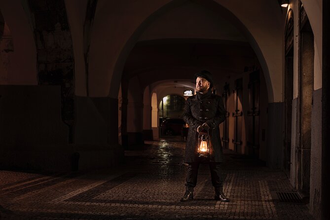 Walking Night Tour Ghost Stories and Legends of Prague's Old Town - Stop 4: The Old-New Synagogue and the golem legend from outside