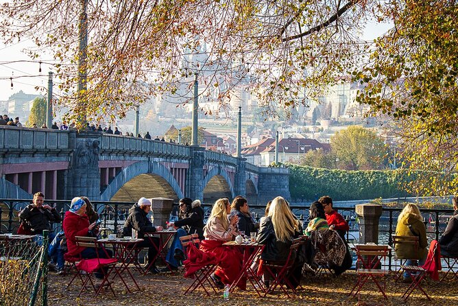 Walking through ages: 11th to 21st century, Prague flavoured - A four-hour route that feels like Prague’s “greatest hits”