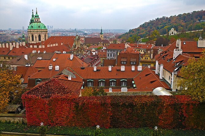 Walking through ages: 11th to 21st century, Prague flavoured - The Old-New Synagogue and the golem legend atmosphere