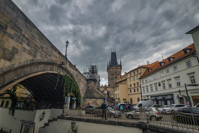Welcome to Prague - Private Tour with Licensed Guide - Charles Bridge Stop: Seeing the River View with Meaning