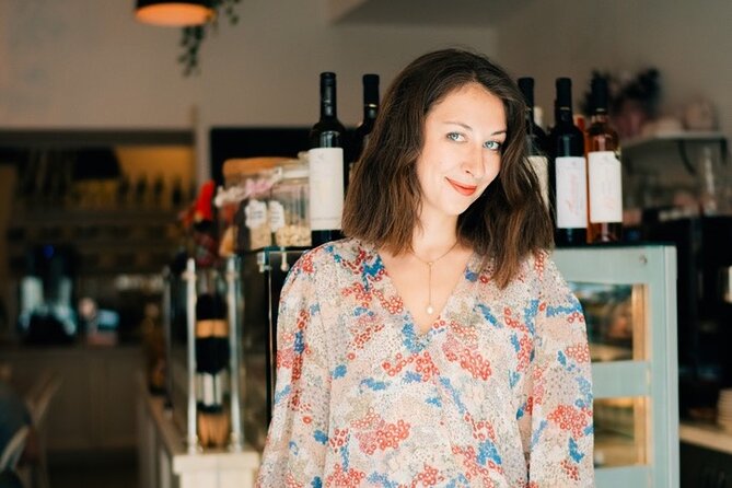 Wine Tasting and History Prague - Start in the Art Gallery, Then Toast With Prosecco