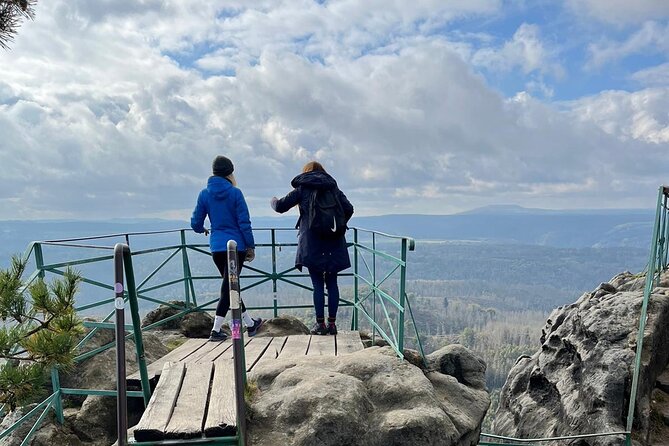 Winterland Tour to Bohemian and Saxon Switzerland from Prague - Pravčická Gate or Tisá Rocks: how the route adapts in winter